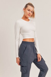 Essential Micro-ribbed Long-sleeved Cropped Athleisure Top