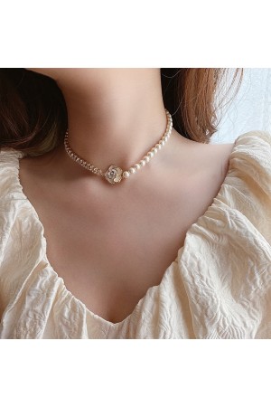 Cameilia Flower Pearl Rhinestone Necklace/Choker